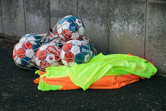 缺席势必对 缺席势必对